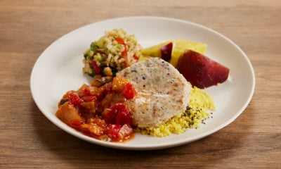 えだまめとひじきの豆腐バーグ 彩り野菜のラタトゥイユソース
